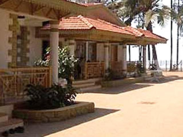 Golden Swan Beach Resort Murūd Εξωτερικό φωτογραφία